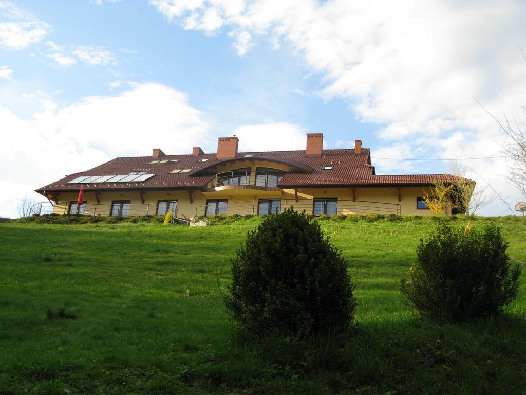 Zagorzanka Pensjonat Rehabilitacyjno-Rekreacyjny Sis Dziadkowiec - Spolka Jawna Mszana Dolna Exterior photo